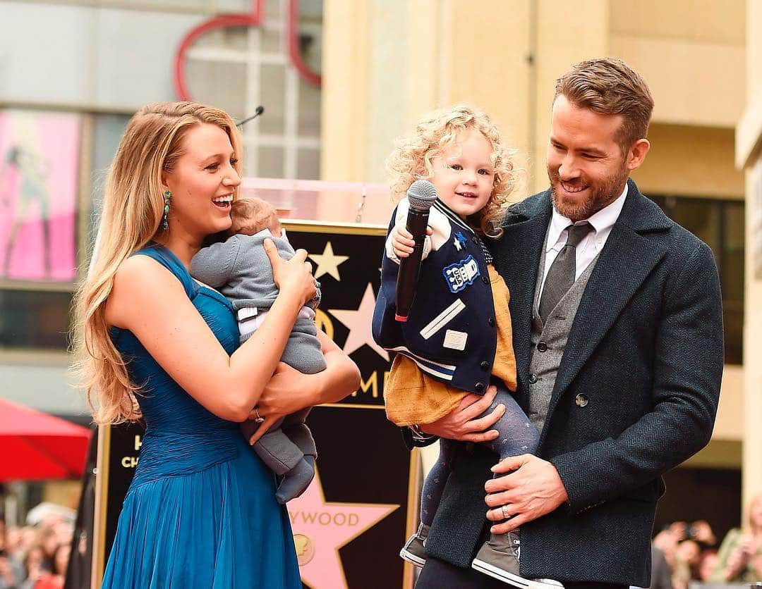 E! Onlineさんのインスタグラム写真 - (E! OnlineInstagram)「It’s #InternationalDayOfHappiness, but how can we smile when it’s been exactly 184 days since we got a new photo of Blake Lively & Ryan Reynolds. Not that we’re counting or anything...(📷: Getty Images)」3月21日 0時17分 - enews