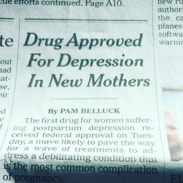 ケイシー・ウィルソンさんのインスタグラム写真 - (ケイシー・ウィルソンInstagram)「FDA approves FIRST “rapid effect” drug for women suffering from postpartum depression. This is huge. And it’s about time (and also time I started reading The NYT on a device. I hear that.). It’s much too $$ right now and we must fight to make it accessible.」3月21日 0時14分 - caseyrosewilson