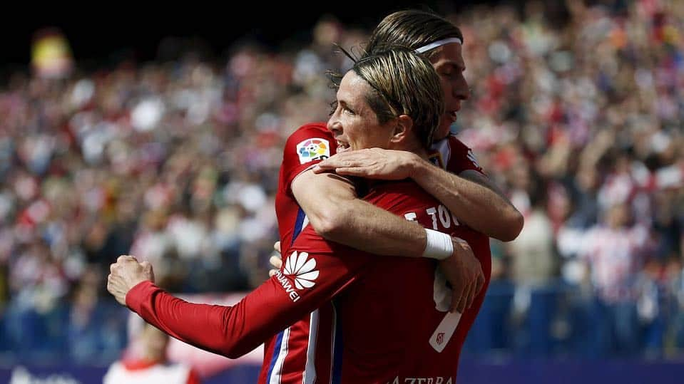 フィリペ・ルイスさんのインスタグラム写真 - (フィリペ・ルイスInstagram)「Feliz cumpleaños @fernandotorres  Te echamos de menos! ❤️」3月21日 1時08分 - filipeluis