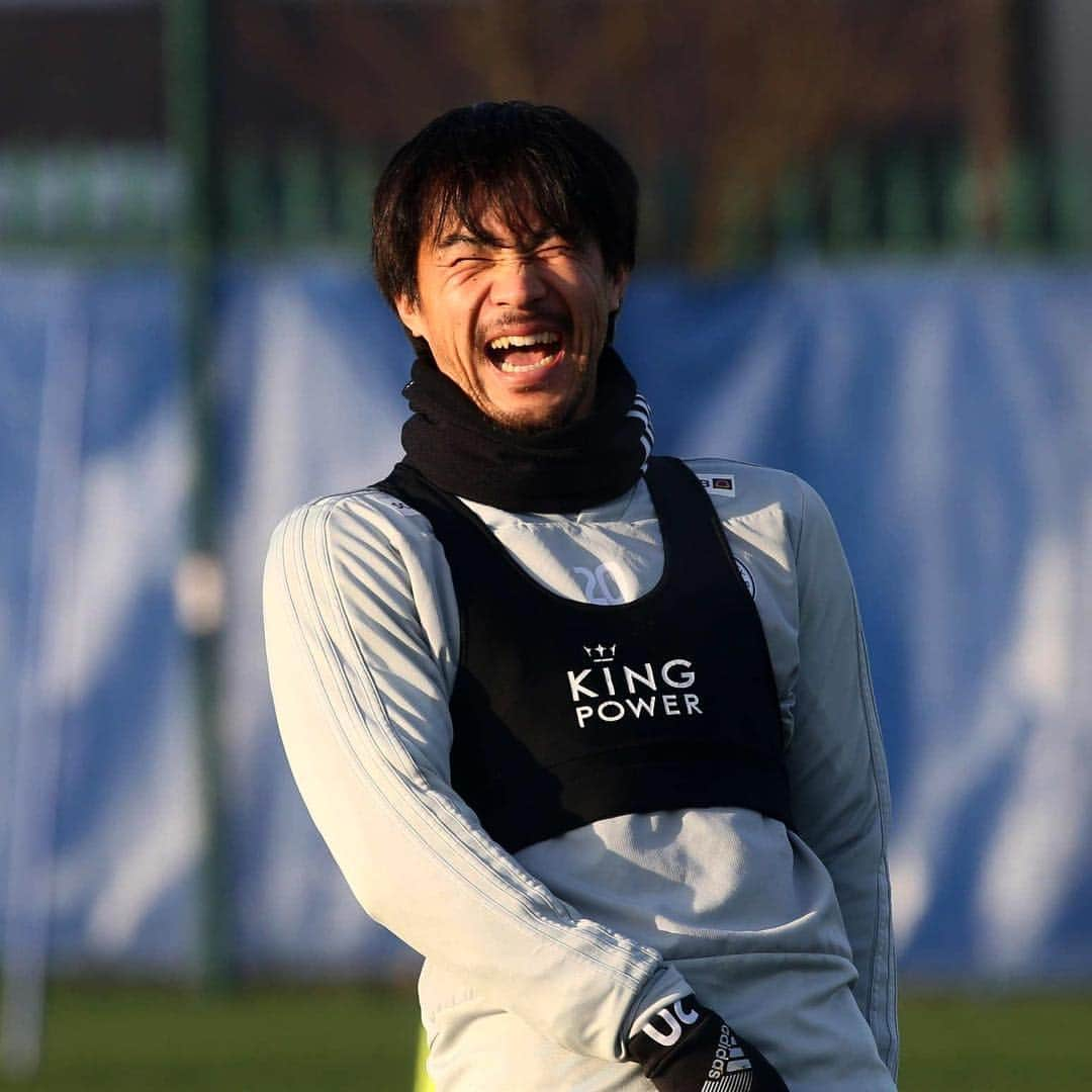 レスター・シティFCさんのインスタグラム写真 - (レスター・シティFCInstagram)「#InternationalDayOfHappiness 😀 . . . #lcfc」3月21日 1時16分 - lcfc