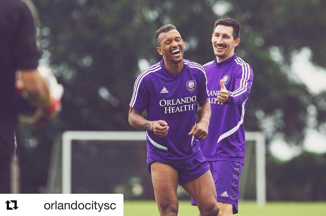 ナニさんのインスタグラム写真 - (ナニInstagram)「#Repost @orlandocitysc ・・・ 😆 #FaceOfCity | #VamosOrlando #InternationalDayofHappiness 😂 #goodvibes #team #training #feelinggood」3月21日 1時38分 - luisnani