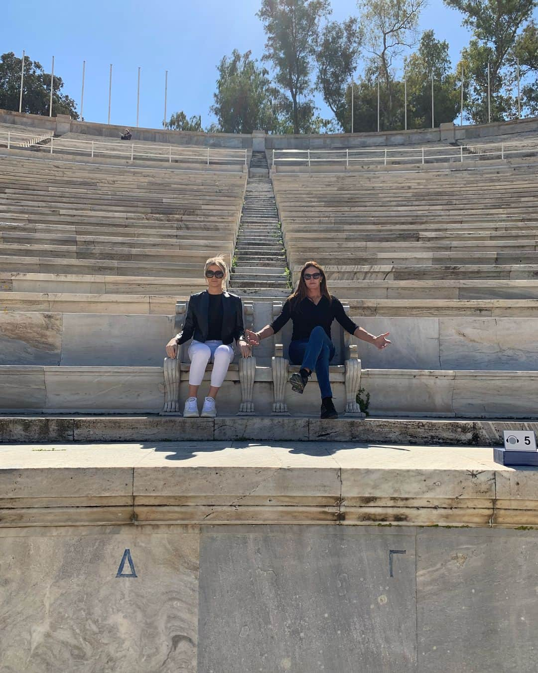 Caitlyn Jennerさんのインスタグラム写真 - (Caitlyn JennerInstagram)「Great trip to Greece. Athens is a beautiful city with great people and a rich history. Thank you for a wonderful trip!」3月21日 1時54分 - caitlynjenner