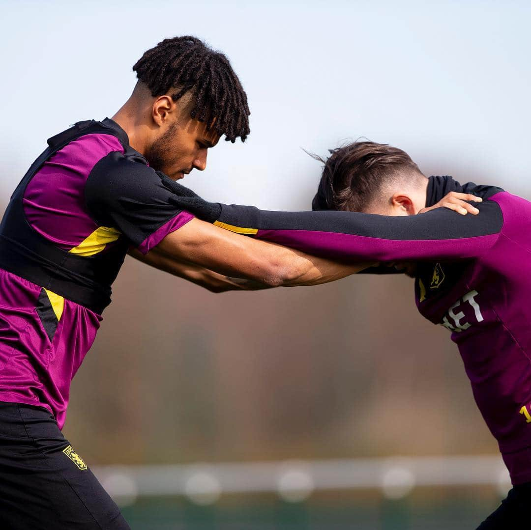 アストン・ヴィラFCさんのインスタグラム写真 - (アストン・ヴィラFCInstagram)「It might be the international break but the hard work doesn’t stop 🏃‍♂️ . #AVFC」3月21日 2時29分 - avfcofficial