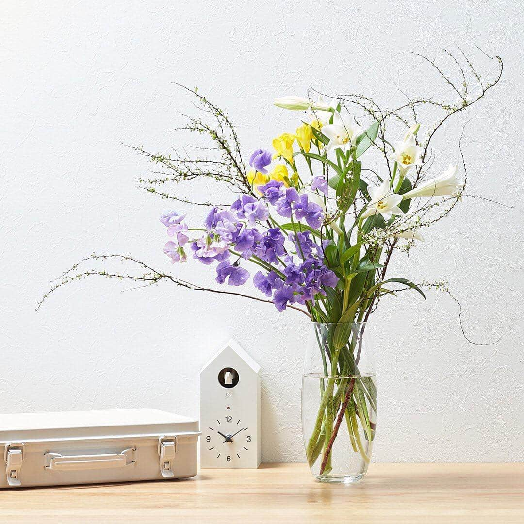 MUJI USAさんのインスタグラム写真 - (MUJI USAInstagram)「It's the first day of spring - a time to organize your home for the new season. Browse our household items, such as the handcrafted Cuckoo Clocks and storage organizers via our online store. #muji #mujiusa #spring #springcleaning #homedecor」3月21日 2時53分 - mujiusa