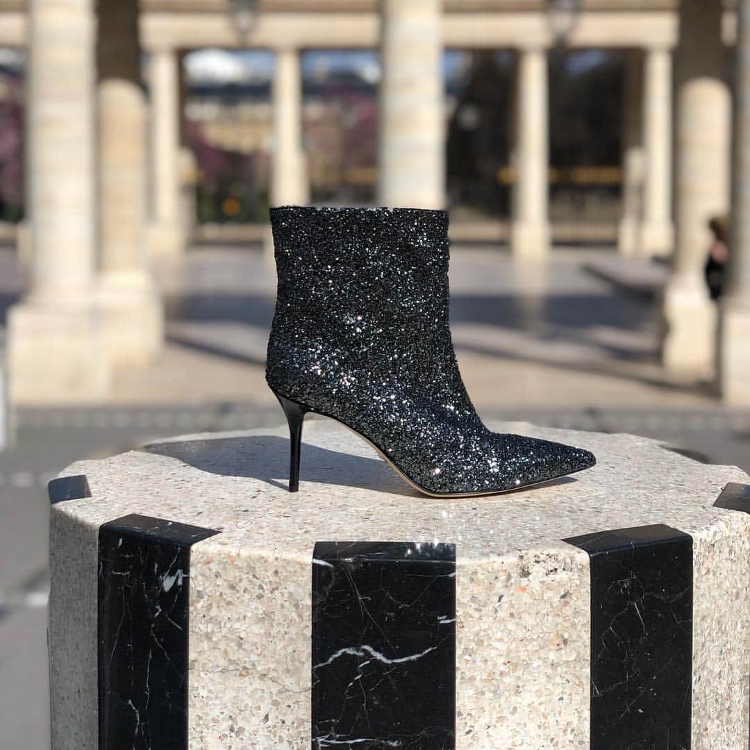 ジャンナメリアーニさんのインスタグラム写真 - (ジャンナメリアーニInstagram)「Special boots made to shine ✨✨ #GiannaMeliani #News #magnifique」3月21日 3時43分 - giannameliani