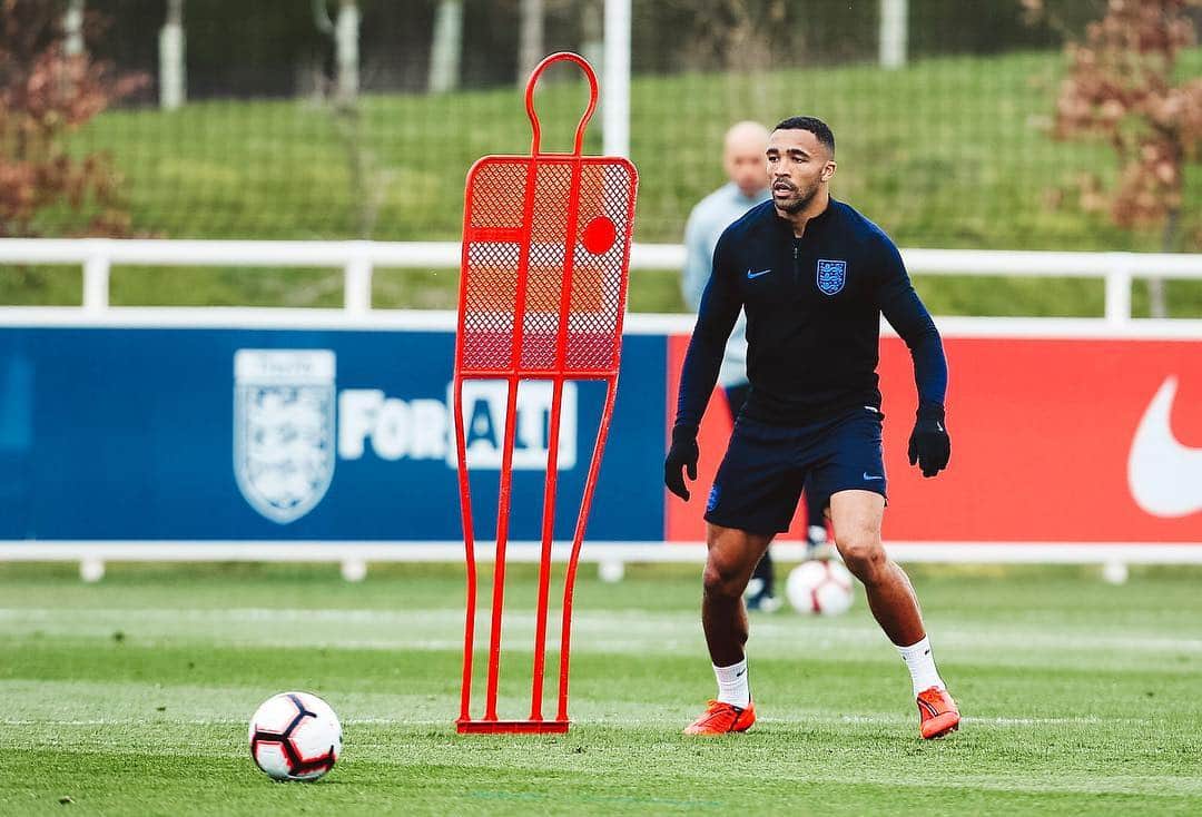 カラム・ウィルソンのインスタグラム：「Preparing for Friday! @euro2020 🏴󠁧󠁢󠁥󠁮󠁧󠁿」