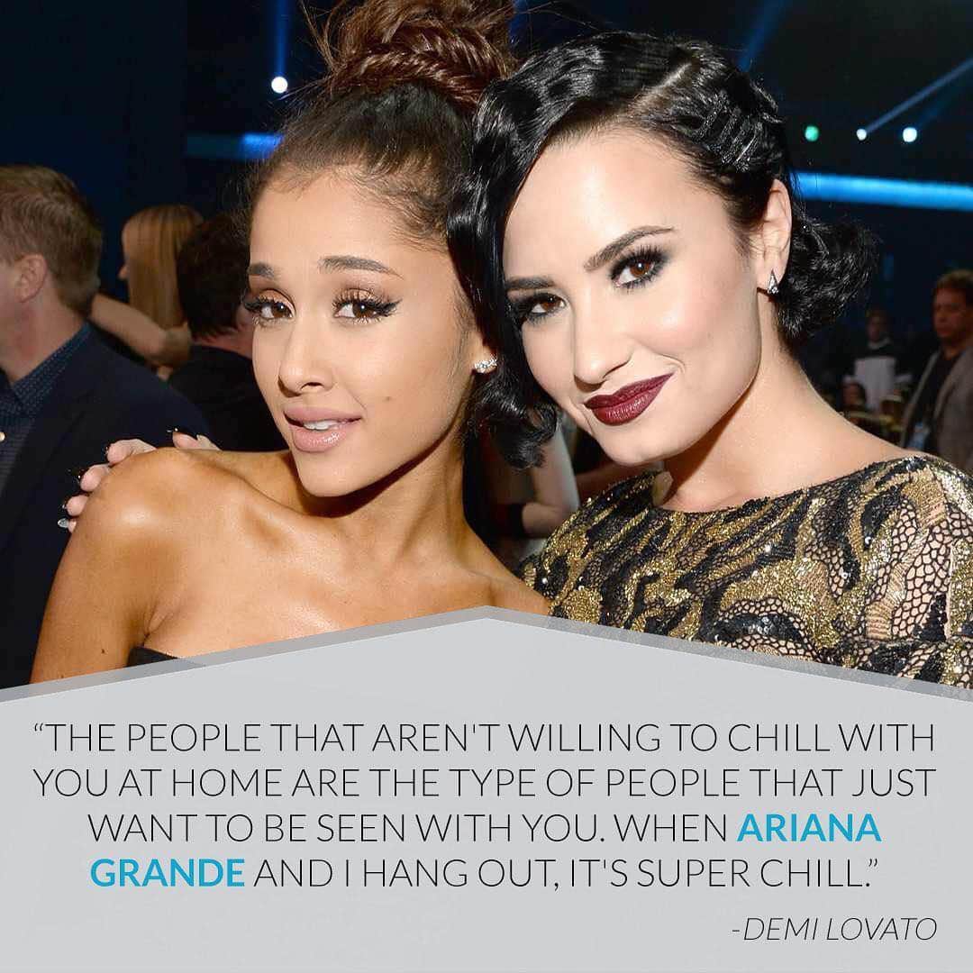E! Onlineさんのインスタグラム写真 - (E! OnlineInstagram)「This friendship couldn't get any sweetener. (📷: WireImage/Getty Images)」3月21日 4時34分 - enews