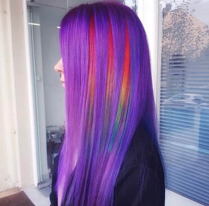 CosmoProf Beautyさんのインスタグラム写真 - (CosmoProf BeautyInstagram)「Peek-a-boo! We see this hidden rainbow🌈😍 ✨ Hidden rainbow by @starstyle.kanelli who used @framesiusa Framcolor Bold colors. ✨ Create endless color possibilities with Framesi Framcolor Bold. Available at  #cosmoprofbeauty where you are #licensedtocreate  #repost #framesi #framesicolor #framesiusa #rainbowhair #purplehair #vivids #colormelt」3月21日 5時00分 - cosmoprofbeauty