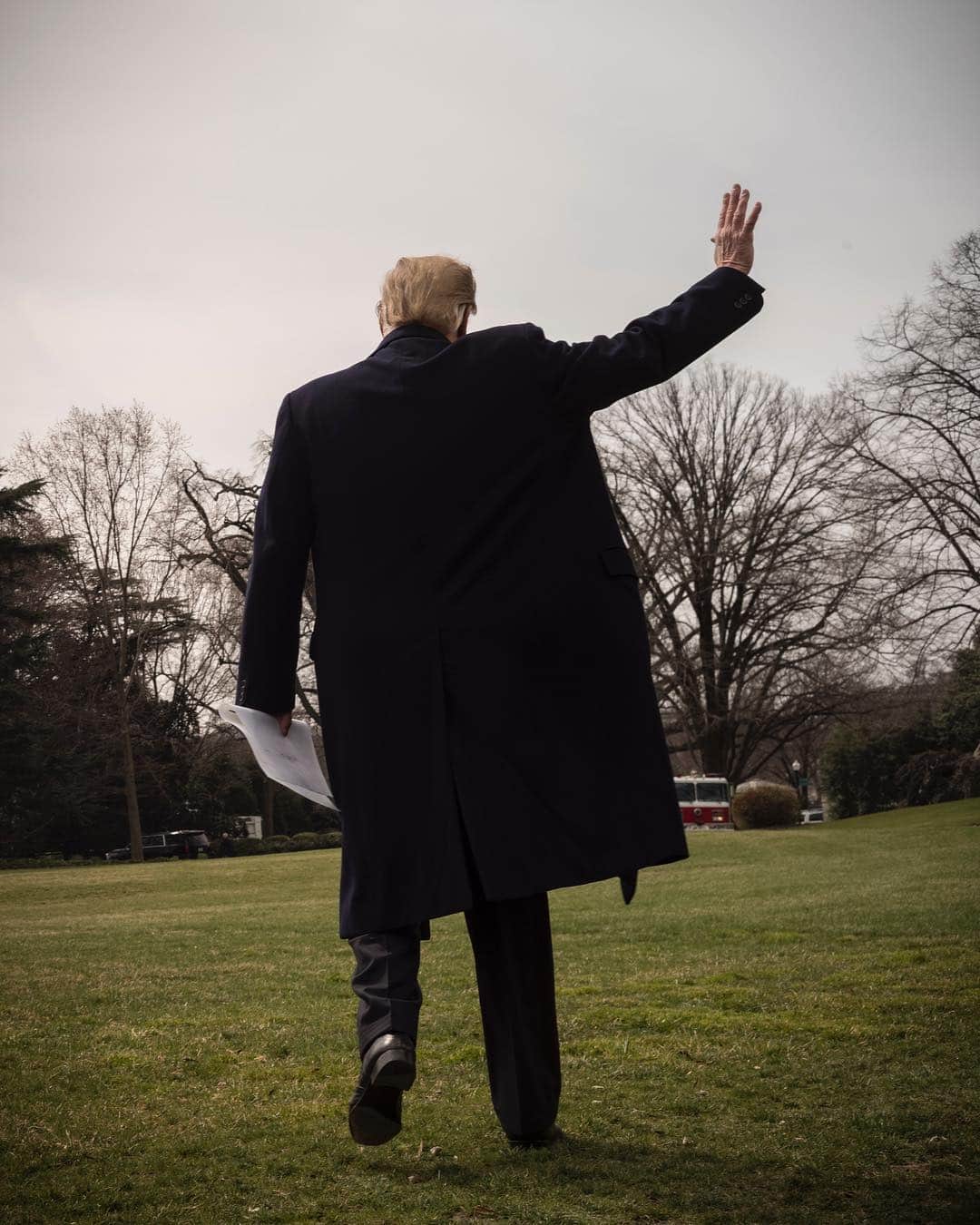 TIME Magazineさんのインスタグラム写真 - (TIME MagazineInstagram)「President Trump continued his streak of attacks on the late Sen. John McCain on March 20. During a visit to an Ohio tank factory, #Trump—photographed while leaving the White House on Wednesday—blasted McCain’s handling of veterans issues, his vote on a bill to repeal the Affordable Care Act and his role in the investigation into his campaign’s ties to Russia, reports @bybrianbennett. He even complained about McCain’s funeral. “I gave him the kind of funeral that he wanted, which as president, I had to approve,” he said. “I don’t care about this. I didn’t get a thank you, but that’s OK.” After McCain’s death in August, Trump waited two days to issue a standard proclamation of praise for him and ordered the flag above the White House to be lowered to half-staff, long after it had been lowered elsewhere. Read more at the link in bio. Photograph by @davidbutow—@reduxpictures for TIME」3月21日 6時10分 - time