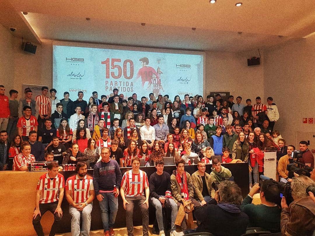 イバイ・ゴメスのインスタグラム：「¡GRACIAS! ¡Gracias a todos los ganadores del sorteo que me habéis hecho pasar una tarde magnífica! ¡Gracias también al resto de participantes! Siento vuestro cariño, vuestro respeto y vuestro apoyo, y no os podéis imaginar lo importante que es eso para mi. GRACIAS también al @hotelgranbilbao , @supermercadosveritas y @basquewater por que sin vuestra ayuda y colaboración no hubiera sido posible. ¡Y gracias @nikefootball y @freakynation.es por vuestra aportación! ¡HABRÁ MÁS! ¡Nos vemos pronto! 🙌🏼 ❤️」