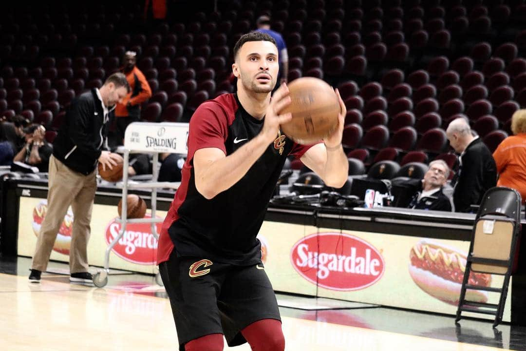 キャブスさんのインスタグラム写真 - (キャブスInstagram)「Larry Drew has announced that @realtristan13 and @larrydn7 are available tonight for #CavsBucks💪 #BeTheFight⁠ ⁠」3月21日 6時58分 - cavs