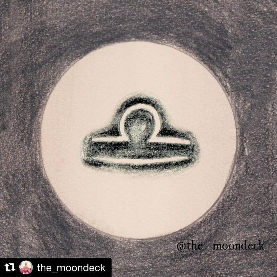 ファイン・フレンジーさんのインスタグラム写真 - (ファイン・フレンジーInstagram)「i am feeling this tonight phew... powerful moon feelings. thank you  @the_moondeck #repost ・・・ Fresh Starts Under the Full Worm Moon (full post + ritual -> link in bio)::: .  This full moon is in Libra, and Libra reigns over our relationships with self and others. This full moon also signifies that a rebirth is occurring, which might be in work, a certain relationship, or a way of being in the world. As our relationship with ourselves moves into the forefront of our awareness, we have the choice to either be a better friend to ourselves or a bigger bully. This is an opportunity to show ourselves tenderness, which is vital for growth.  It's also natural right now to experience heightened emotion in other relationships. So it's a good time to be responsive instead of reactive as things arise. Allow yourself to feel fully while taking a little more space between observing feeling and acting on it. Be patient with yourself and with those around you as you move through the world. Fresh beginnings are awaiting you.... .  Read the rest of this Full Moon PLUS a perfect Breath Ritual to center and calm your entire system from the inside out —> link in bio moonbabes 💙」3月21日 7時05分 - alisonsudol