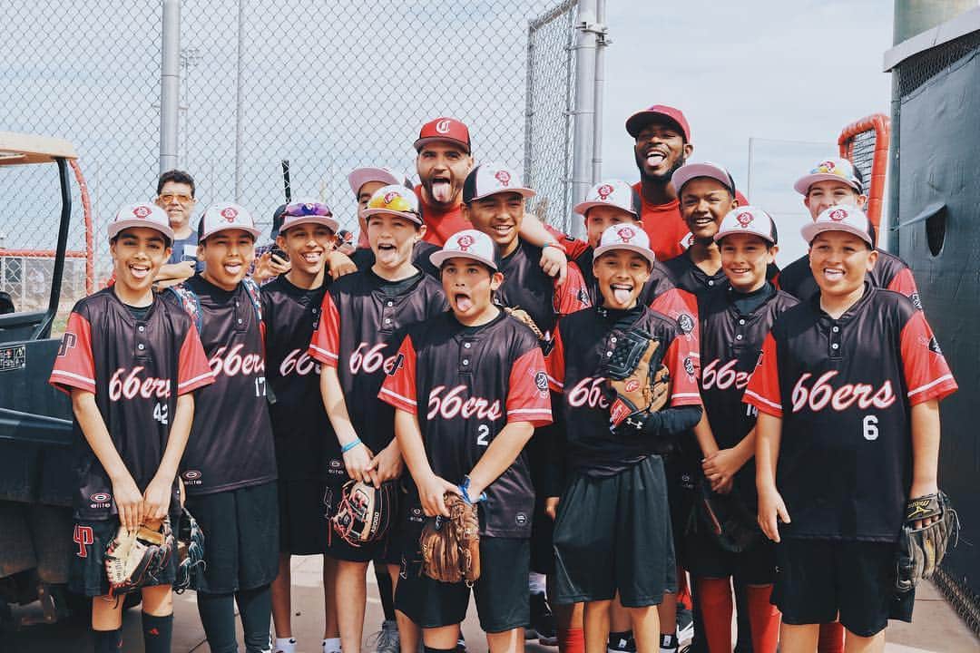 ヤシエル・プイグのインスタグラム：「Thank you to the kids who bring me so much happiness! Seeing you smiling faces makes my day and watching you enjoy baseball makes me so proud 👏😄#InternationalDayOfHappiness #happy #kids #66ers #wildhorse」
