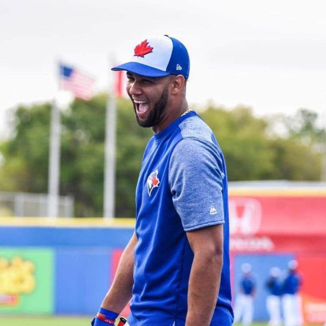 トロント・ブルージェイズさんのインスタグラム写真 - (トロント・ブルージェイズInstagram)「Happy #FirstDayOfSpring — a reminder that baseball season starts NEXT WEEK! 👍👍👍」3月21日 7時09分 - bluejays