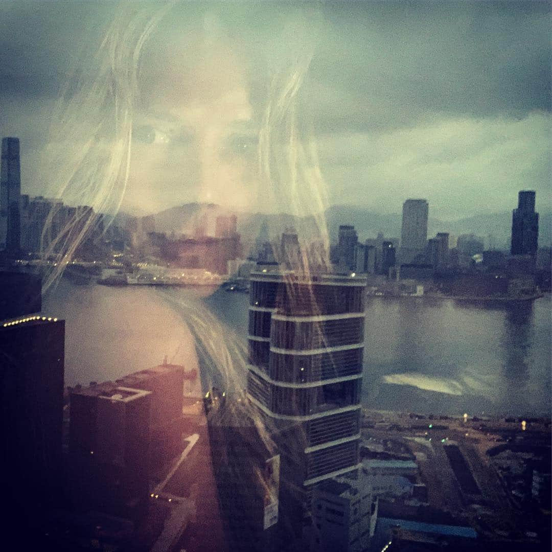 ハイディ・クルムさんのインスタグラム写真 - (ハイディ・クルムInstagram)「Good morning Hong Kong.  I❤️U」3月21日 7時31分 - heidiklum