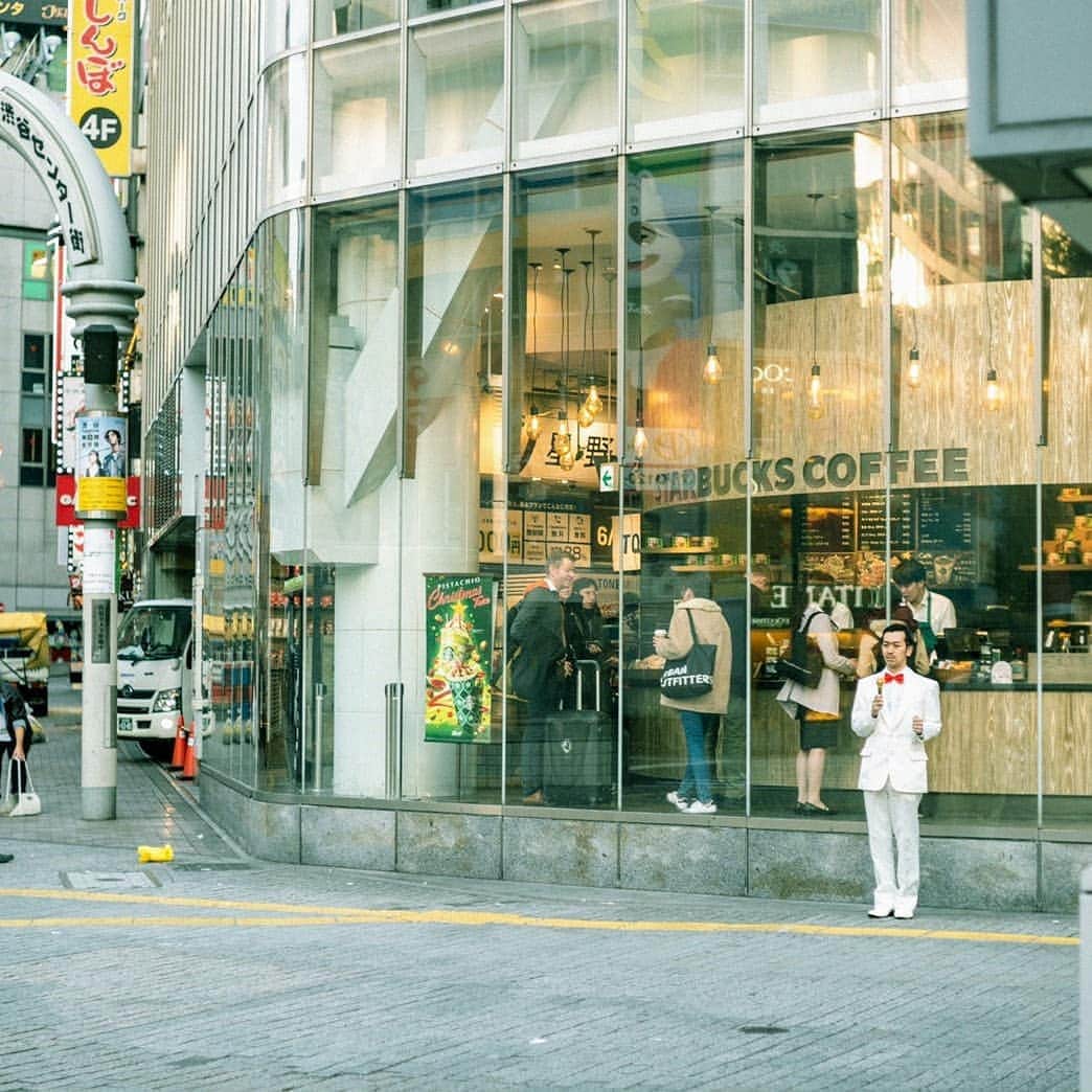 ムーディ勝山さんのインスタグラム写真 - (ムーディ勝山Instagram)「場所を間違えたのかと移動するも、誰も来ない。」3月21日 17時19分 - katsuyama0611