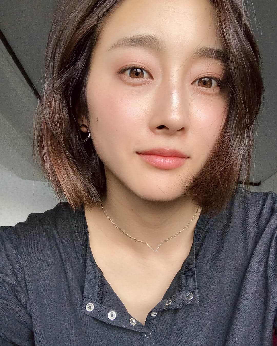 泉見祐希さんのインスタグラム写真 - (泉見祐希Instagram)「薄めとちょっと濃いめ。 (昨日のTHREEパレットだよ)」3月21日 17時18分 - yuuki_izumi_