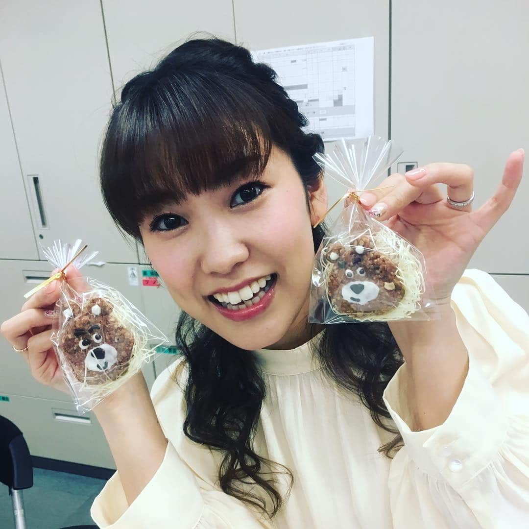 倉橋友和さんのインスタグラム写真 - (倉橋友和Instagram)「半年間にわたって#メーテレ #up コーナー「のぞく」を担当したリポーターの佐藤実絵子 さんが、今日で番組を卒業します😢明るく軽妙な語り口でスタジオを盛り上げてくれた佐藤さんに、心から感謝です！！ #手作りクッキー #ありがとう #メーテレup #up アナウンサー #星恭博 #鈴木しおり #倉橋友和」3月21日 17時44分 - nbn_kurahashi