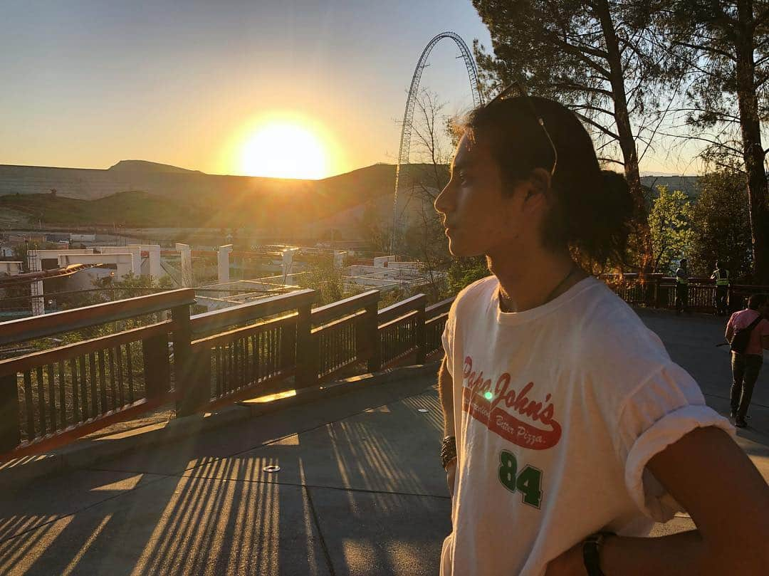 AMさんのインスタグラム写真 - (AMInstagram)「#sixflags #LA」3月21日 17時44分 - am_antime_