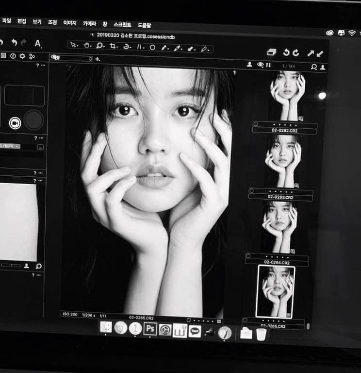 キム・ソヒョンさんのインスタグラム写真 - (キム・ソヒョンInstagram)「새 프로필 촬영📷」3月21日 9時19分 - wow_kimsohyun