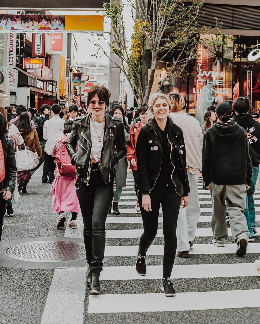 ジー・ヘイルさんのインスタグラム写真 - (ジー・ヘイルInstagram)「Tokyo, Japan 🇯🇵 photos by @judyhwon」3月21日 9時29分 - officiallzzyhale