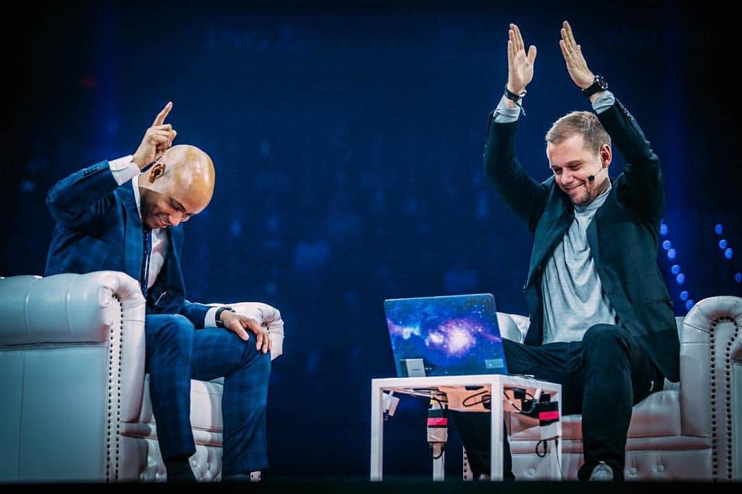 Armin Van Buurenさんのインスタグラム写真 - (Armin Van BuurenInstagram)「Caption this 😜 thanks for the inspiring evening !#ingbusinessboost @humbertotan」3月21日 9時30分 - arminvanbuuren
