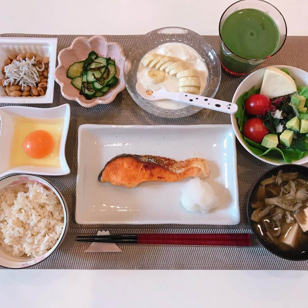 元井美貴さんのインスタグラム写真 - (元井美貴Instagram)「#枝豆納豆 と #豆乳グルト が好きです😋 #朝ごはん」3月21日 9時50分 - mikimotoi