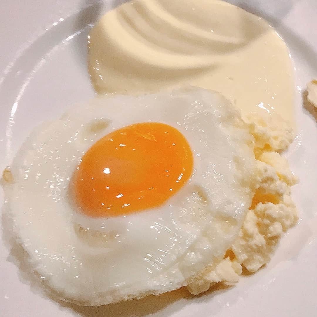 高山一実さんのインスタグラム写真 - (高山一実Instagram)「. . aamiainen☺︎ . #finland🇫🇮 #美味しいご飯がいっぱい」3月21日 10時01分 - takayama_tokuma