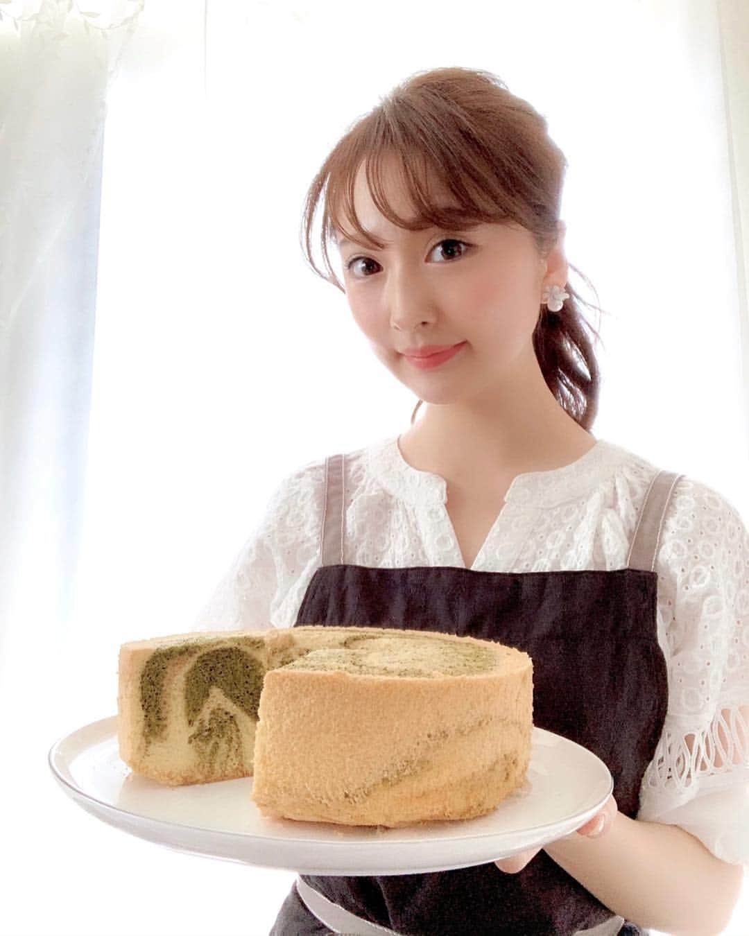 西村笑花さんのインスタグラム写真 - (西村笑花Instagram)「🍞 ・ ・ この度イベントをさせて頂けることになりました🥺💓 みなさんぜひふらっと遊びに来て頂けたら嬉しいです💓 👇 EmiCafe ＊ Lunch＆Cafe 1st. 🥐💕 Date and time‥☕️ 2019.04.13 [土] 12:00～16:00 @Gau'sカフェ 東京都渋谷区神山町16-4 ヴィラメトロポリス 2F ・ Contents‥ ☕️ ★1部ランチ、2部お茶会(手作りランチと手作りケーキのお茶会) ☆フリマ (ご購入頂いた方限定で占い付き♡) ☆felice (ピアス販売) ☆えみぱん (手作りパン販売) ・ ★ランチとお茶会は、 こちら👇のアドレスにご予約お願い致します💕 『  emicafe2019@gmail.com 』 事前予約について (2019.03.31まで) ・お名前 ・人数 ・電話番号 ・1部、2部どちらに参加かご記入下さい。 (＊キャンセルが難しいため、 来られる方のみのご予約お願い致します。) ・ フリマ 👗❤︎❤︎ @misato_ichiki さん♡ @saayamizuno さん♡ @nakajima_ayano さん♡ @sakiii049 さん♡ のみなさまから出品いただく予定です👠💓 私も出品します🌸 🔮 占いも楽しいのでぜひやってほしいなぁ😍♡ 💎 @saki_felice (フェリーチェ) のピアス販売もするので ぜひみにきてください〜っ😆💓 ・ ブログにも詳細を書いているので よかったらブログもぜひチェックしてね❤︎ ストーリーズハイライトからブログに飛べます❤︎ #イベント情報 #イベント開催 #イベントのお知らせ #渋谷ランチ #渋谷カフェ #えみぱん🥐 #emicafe🥐 #えみかぐるめ」3月21日 11時47分 - emika_nishimura