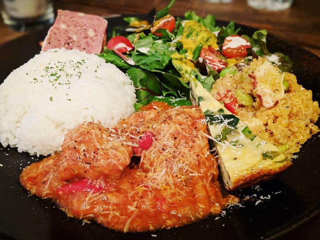 磯貝サイモンのグルメインスタ