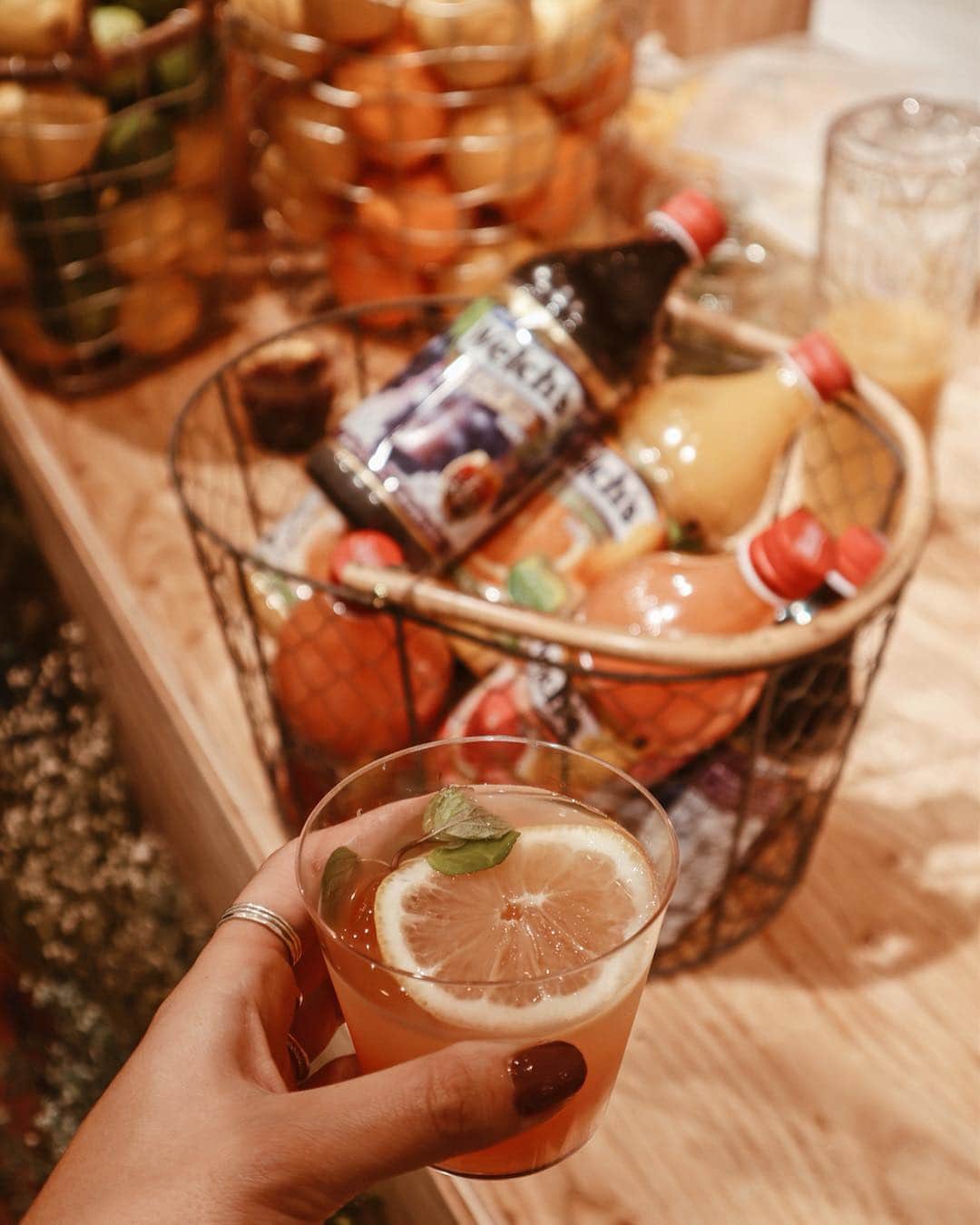 MOYAのインスタグラム