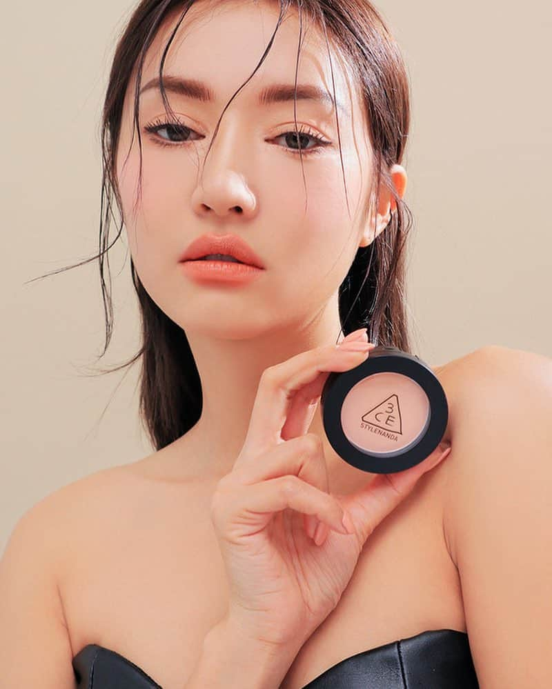 3CE Official Instagramさんのインスタグラム写真 - (3CE Official InstagramInstagram)「3CE FACE BLUSH #PEACH SLEEVE💕 #3ce #3cefaceblush」3月21日 18時34分 - 3ce_official