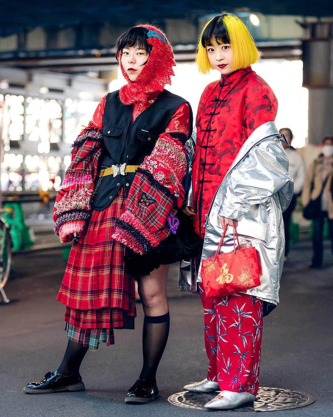 Harajuku Japanさんのインスタグラム写真 - (Harajuku JapanInstagram)「Tokyo Fashion Week day one street snaps!! Our snaps from Tokyo Fashion Week are being published each day on Vogue.com (@VogueRunway). Please check them all by clicking the link in our Instagram bio. Thank you to all of the amazing people we are meeting this week! Also, if you're in these snaps and you want to be tagged, let us know in the comments!!」3月21日 13時52分 - tokyofashion