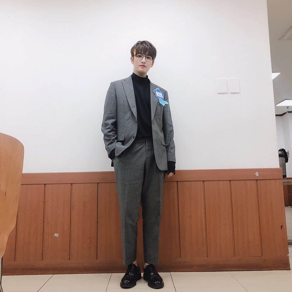 ヒョクジン さんのインスタグラム写真 - (ヒョクジン Instagram)「시간여행 잘컸나요? #잘컸네  앞머리 브릿지 그시절 #인싸템  #혁진 #백퍼센트」3月21日 14時07分 - 100per_hj