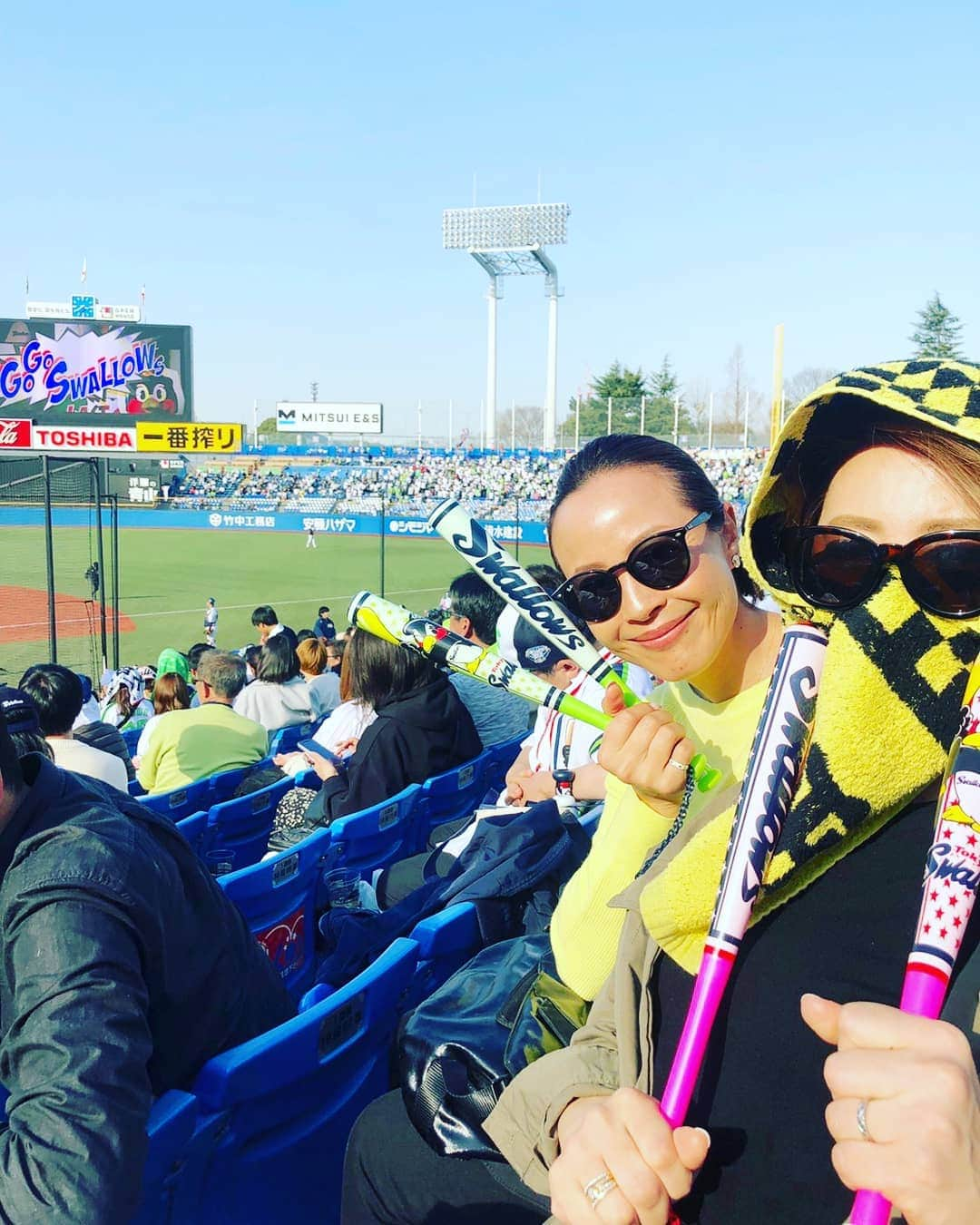 下村真由美さんのインスタグラム写真 - (下村真由美Instagram)「⚾オープン戦⚾観戦☀💃✨✨ めっちゃ天気が良くて最高な観戦日和になりました😆😆😆 野球ももうすぐ開幕🎵  レース🏁にゴルフ⛳に楽しみが増える🙌🙌🙌」3月21日 13時59分 - mayum2323