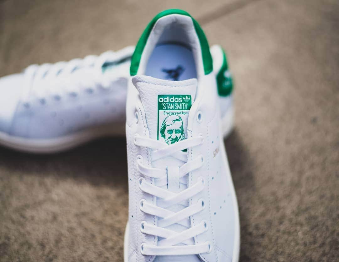 styles_roppongiさんのインスタグラム写真 - (styles_roppongiInstagram)「Styles ROPPONGI adidas STAN SMITH FOREVER ¥15,000+TAX スタンスミスとの終身契約を記念したEXCLUSIVE モデル。 InstagramのDM、お電話にて通信販売も承っております。お気軽にお問い合わせください。 #styles_footwear #adidas #adidasstansmith #stansmith #stansmithforever」3月21日 14時15分 - styles_footwear