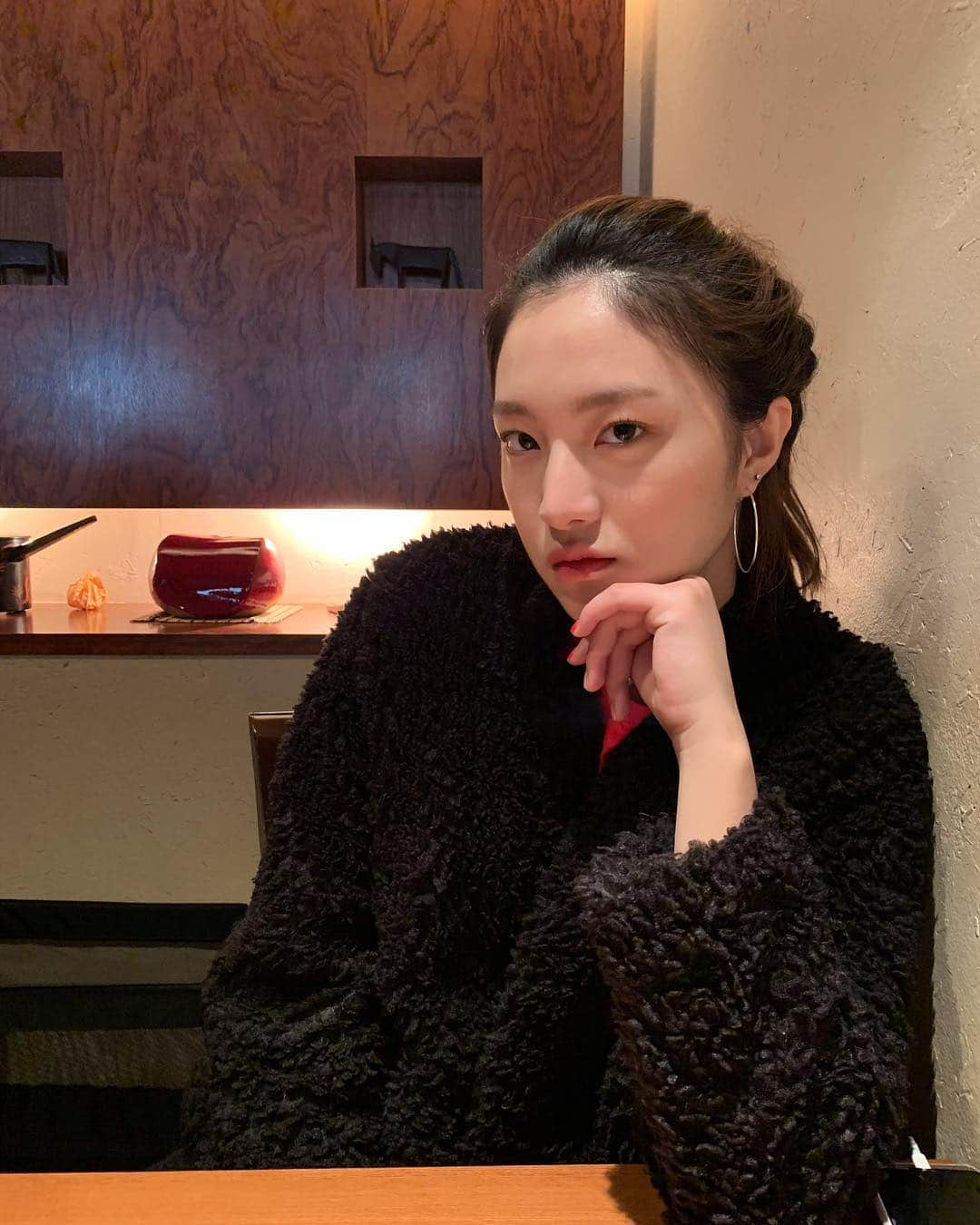 イ・ハウンさんのインスタグラム写真 - (イ・ハウンInstagram)「😈」3月21日 14時26分 - lhaeun96