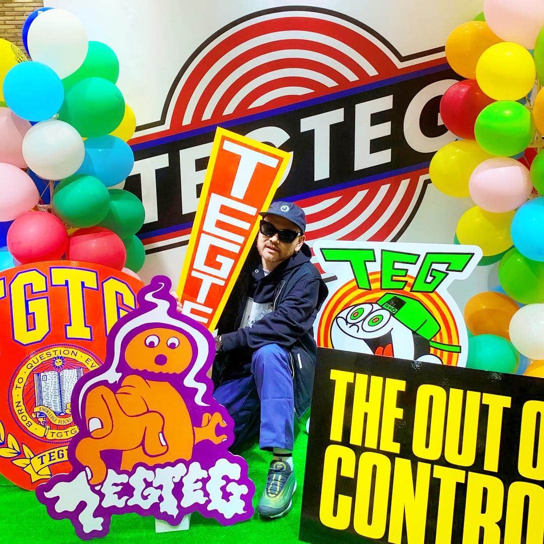DJ DARUMAのインスタグラム：「大阪"isetan Closet"にて 期間限定店舗オープン中🎈🎈🎈こんな感じで ゴッチャゴチャな写真撮れます今📸 @TEGTEG_Tokyo」