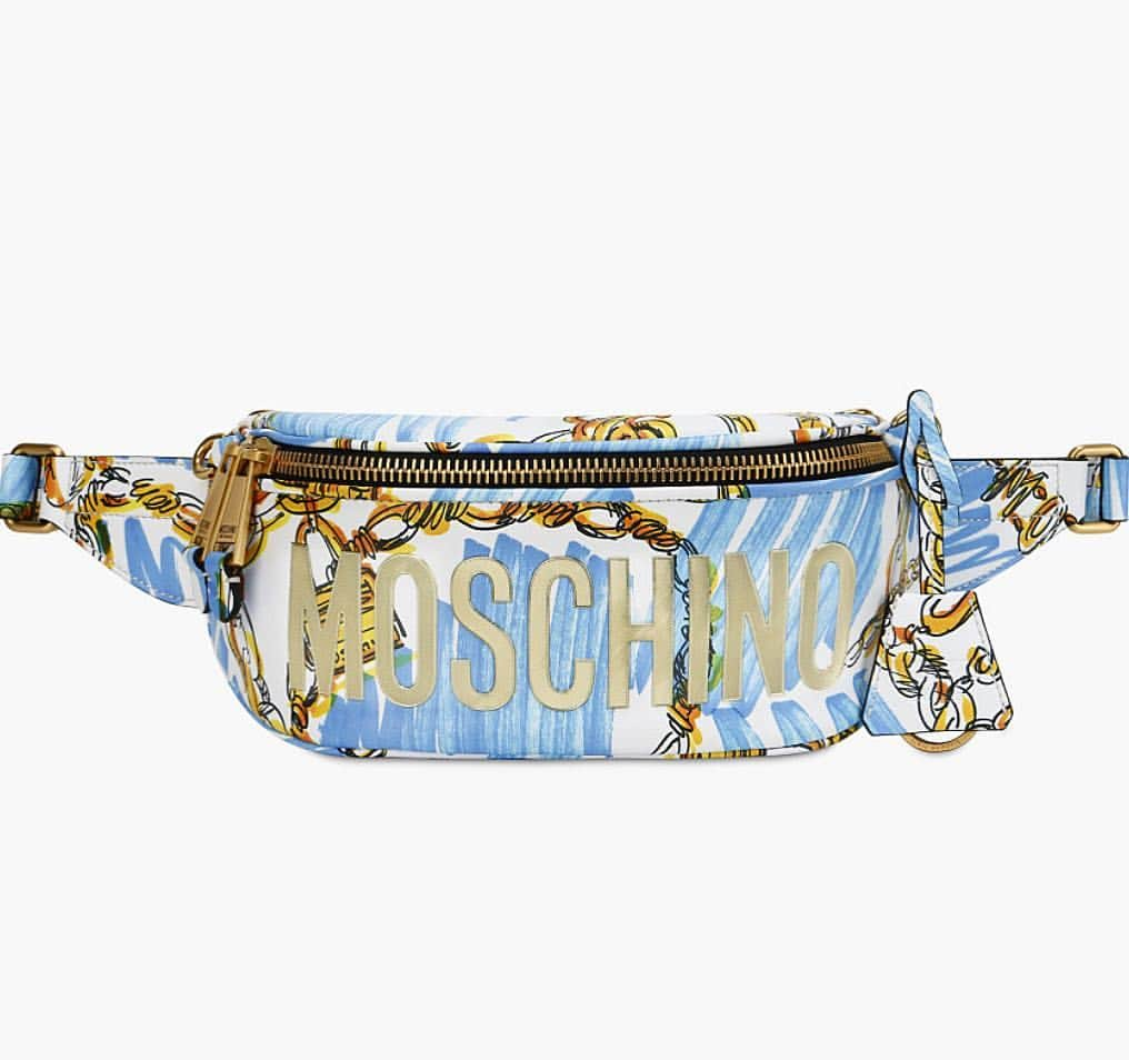 Moschinoさんのインスタグラム写真 - (MoschinoInstagram)「Moschino Milano belt bags on Moschino.com and Moschino Shops #moschino @itsjeremyscott」3月21日 14時32分 - moschino