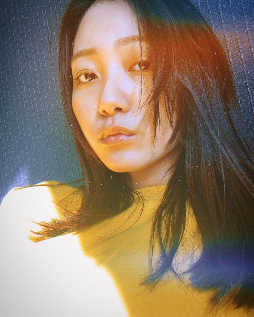 工藤綾乃のインスタグラム：「今日あったかいね  朝電車少ないなと思ってたら祝日だったの忘れてた！！ ステキな祝日過ごしてね！ #工藤綾乃」