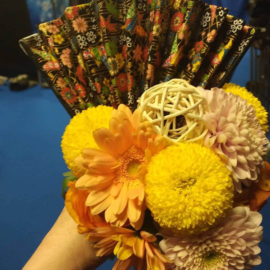 PJクォンさんのインスタグラム写真 - (PJクォンInstagram)「A gift from a friend - one of the spectacular bouquets for the victory ceremonies - #gorgeous #worldfigure #CBCskate」3月21日 15時45分 - pjkwong