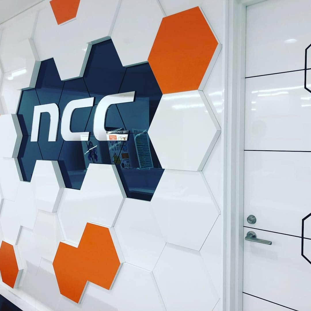 NCC新潟コンピュータ専門学校さんのインスタグラム写真 - (NCC新潟コンピュータ専門学校Instagram)「ワクワクが止まらない！ NCC新校舎いい感じです。 #3.23オーキャンはこちらの会場です！」3月21日 16時44分 - ncc_niigata