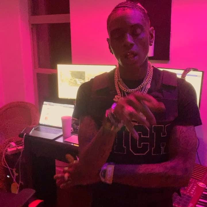 のインスタグラム：「Tha block is hot 🥵 🔥🔥🧡」