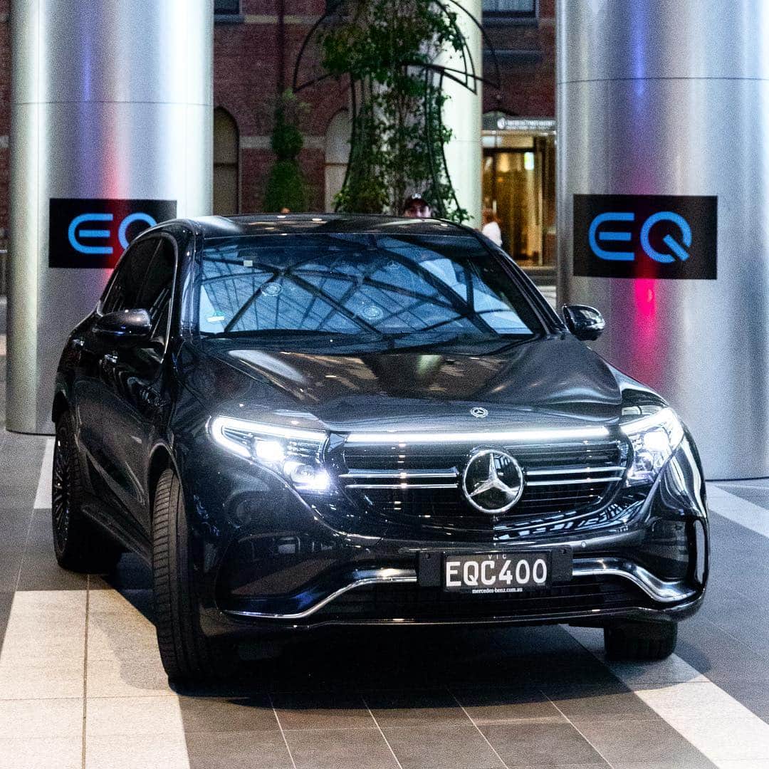 MERCEDES AMG PETRONASさんのインスタグラム写真 - (MERCEDES AMG PETRONASInstagram)「New whip ⚡️ @lewishamilton takes the all-electric @mercedesbenz EQC for a spin! 👊 Was he impressed? He’s already ordered one... 😉 • [Mercedes-Benz EQC 400 4MATIC | Stromverbrauch kombiniert: 22,2 kWh/100 km | CO2-Emissionen kombiniert: 0 g/km. Angaben vorläufig. http://mb4.me/eqc-disclaimer] • #MercedesBenz #Mercedes #SwitchtoEQ #FutureMobility #LH44」3月22日 2時47分 - mercedesamgf1
