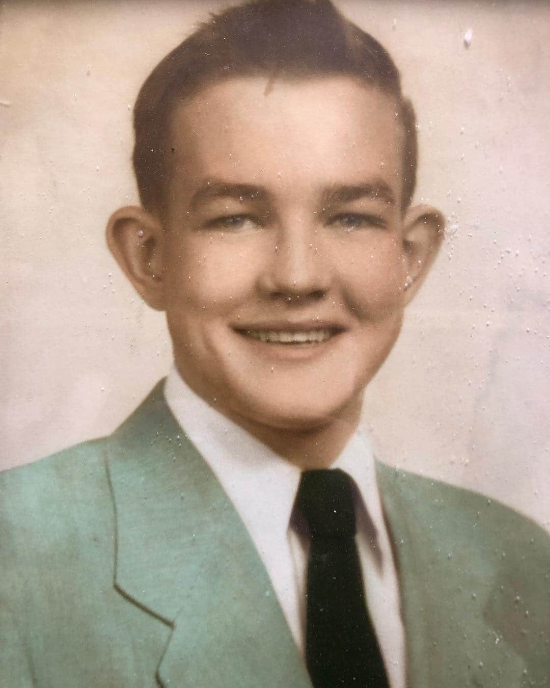 ロバート・パトリックさんのインスタグラム写真 - (ロバート・パトリックInstagram)「Today would have been my Pops 85th Birthday! Miss you Robert Merle Patrick!」3月22日 2時41分 - ripfighter