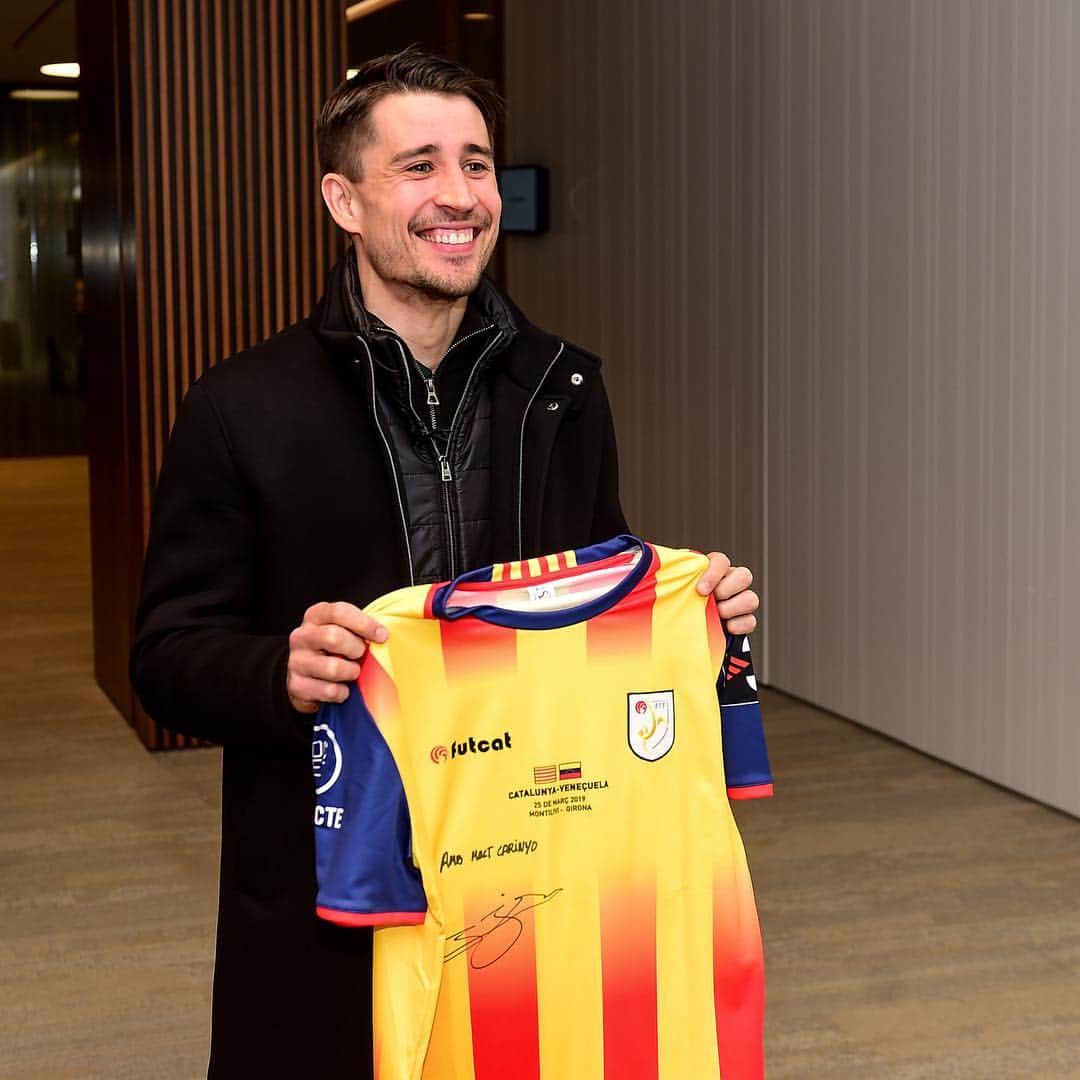 ボージャン・クルキッチのインスタグラム：「Ens veiem a Montilivi! #CatalunyaVeneçuela ⚽🔝😁 @fcf_cat」