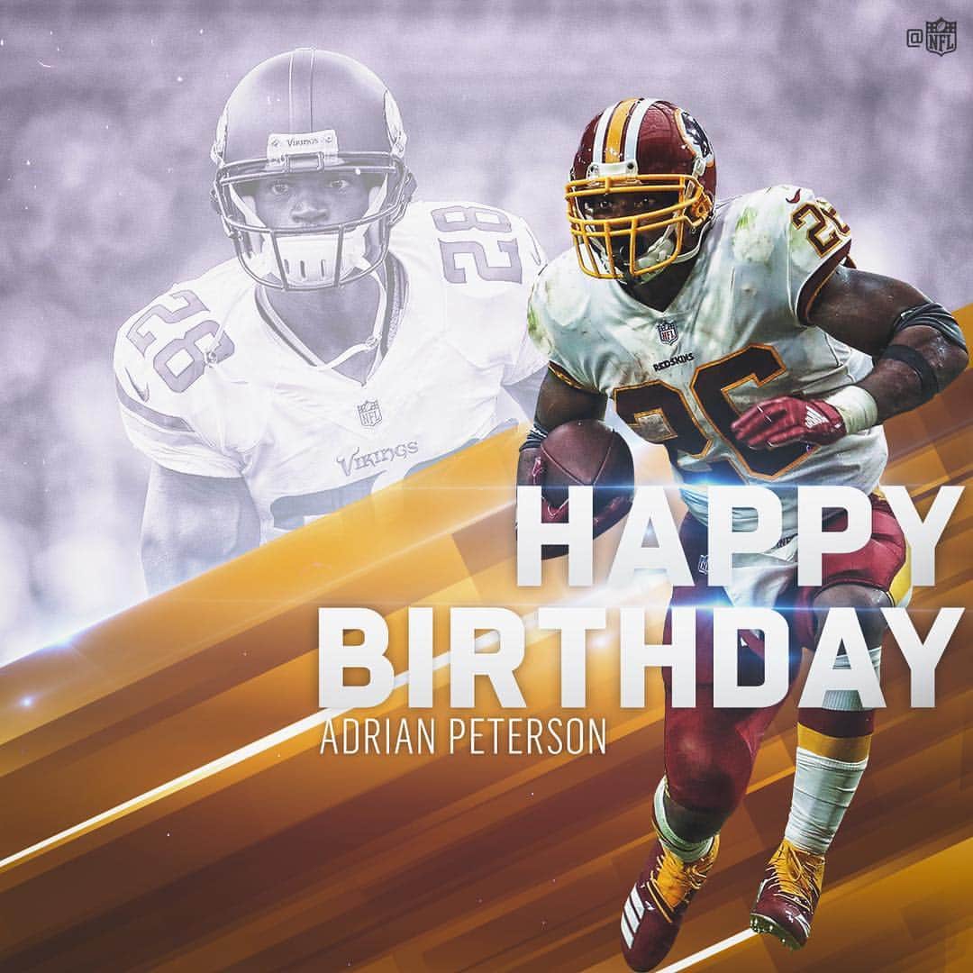 NFLさんのインスタグラム写真 - (NFLInstagram)「8th on the league's all-time rushing list. HAPPY BIRTHDAY to the legendary @AdrianPeterson! 🎂」3月22日 3時14分 - nfl