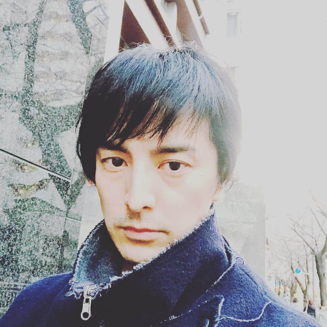 内田滋さんのインスタグラム写真 - (内田滋Instagram)「髪きりました。 そしたら、お腹減りました。  #髪きった #伸びるの早いの」3月21日 19時04分 - shige_uchida
