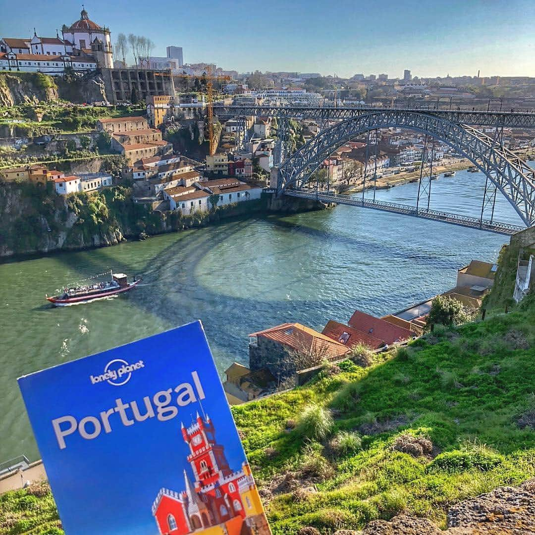 Lonely Planetさんのインスタグラム写真 - (Lonely PlanetInstagram)「This week's #mylpguide shots come from @ilias.goumas, who took his on a whirlwind trip to #Poland, @lasseofalltrades, who is exploring #Portugal's stunning #Porto, @itsgoodtobe_free, who treated his guide to a day on the beach in #Malaysia's Tioman Island and @pete_and_ross, who are using their Best of #Vietnam book to explore the country. -- Every week we regram the best #mylpguide shots. Tag yours for a potential feature!」3月21日 20時03分 - lonelyplanet