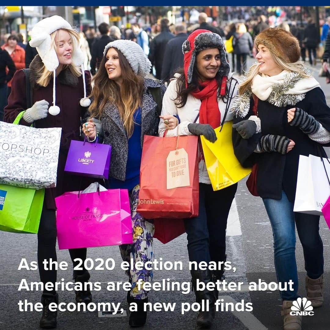のインスタグラム：「Americans are feeling better about the economy than they have in nearly two decades.⁣ ⁣ 71% of Americans say the economy is good, and only 27% say it’s doing poorly, according to a CNN poll. GDP and wages are growing, even though job creation slowed in February.⁣ ⁣ Generally, a rosy economic outlook bodes well for an incumbent president’s chances at reelection. If President Trump stays in office, he may have a strong U.S. economy to thank.⁣ ⁣ Read more at the link in bio.⁣ ⁣ *⁣ *⁣ *⁣ *⁣ *⁣ *⁣ *⁣ *⁣ ⁣ #Trump #DonaldTrump #President #economy #CNN #economicoutlook #economicgrowth #wealth #BusinessNews #Politics #CNBC」